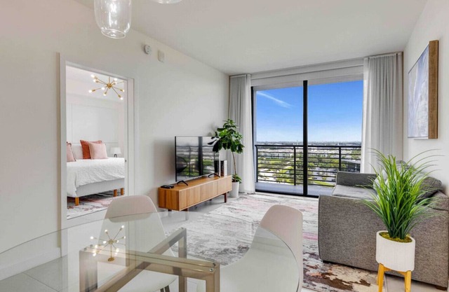 2BR Luxury Stay | Downtown Doral's Best Location