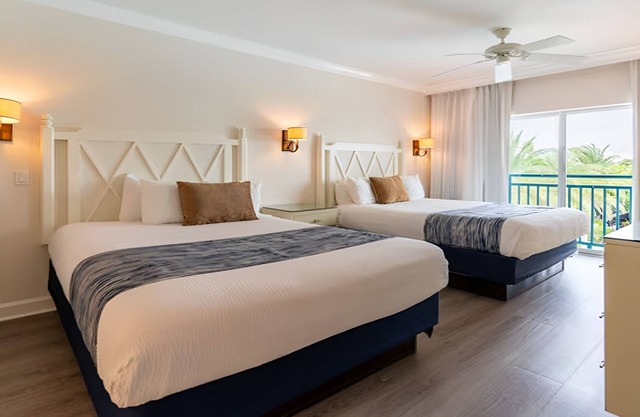 2BR Poolside Suite | Outdoor Swimming Pools | Close to the Beach | Free Parking