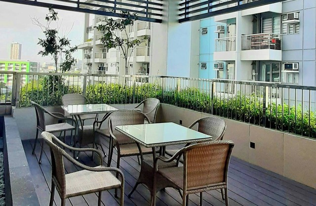 2br Unit at Asmara Near St Lukes Medical Center