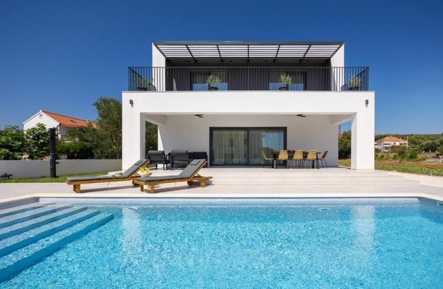 2Olives house