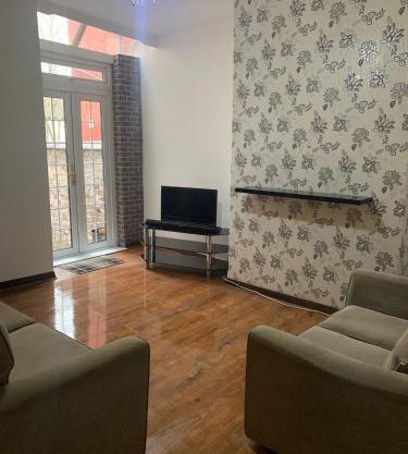 3/4 Bedroom House