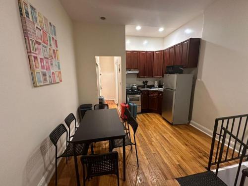 3 BD upscale unit in Manhattan Valley