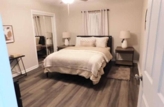 3 Bdrm Jewel: Luxury w/own Pool