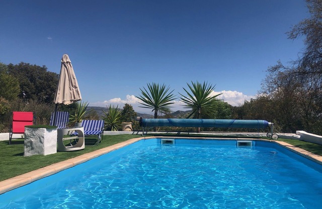 3 Bed Lodge - Sleeps 6 - Pool - Terrace - Parking