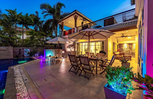 3 Bed Pool Villa in Great Location - STV