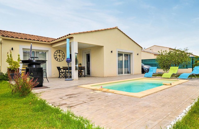 3 bedroom accommodation in St Victor la Coste