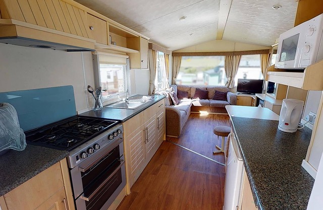 3 bedroom accommodation in Clarach Bay, Nr Aberystwyth