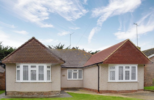 3 bedroom accommodation in Kingsgate, near Broadstairs