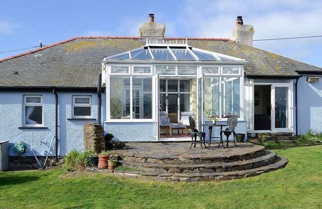 3 bedroom accommodation in Fairbourne