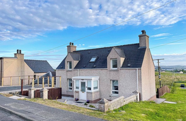 3 bedroom accommodation in Sandwick
