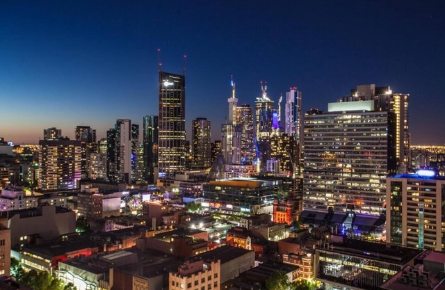 3 Bedroom Apartment at Lonsdale Street Melbourne