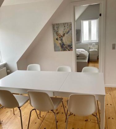 3 Bedroom Apartment In Frederikshavn City With Free Parking