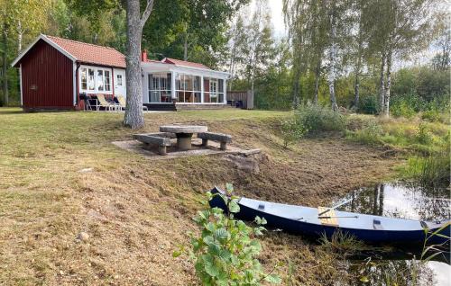 3 Bedroom Beautiful Home In Vissefjärda