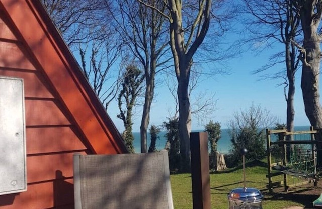 3 Bedroom Chalet on the coast with pool and tennis
