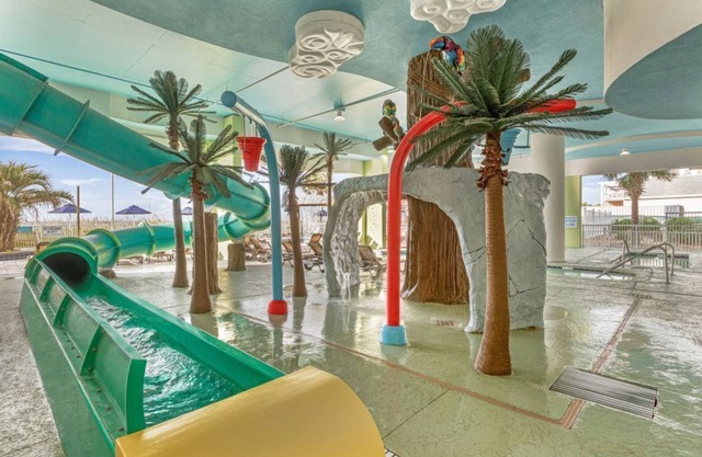 3-bedroom deluxe in the fabulous Towers on the Grove.