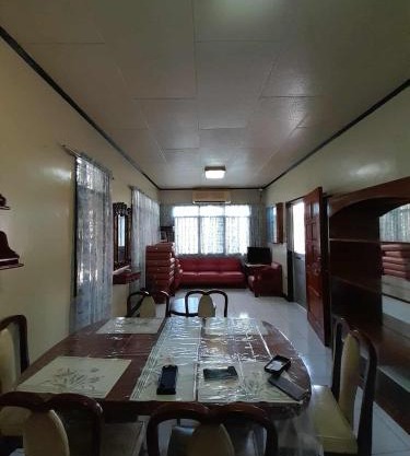 3 Bedroom detached House with Garage