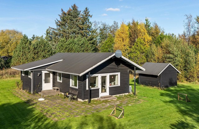 3 bedroom gorgeous home in Strandby