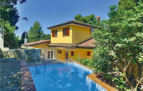 3 Bedroom Gorgeous Home In Buje