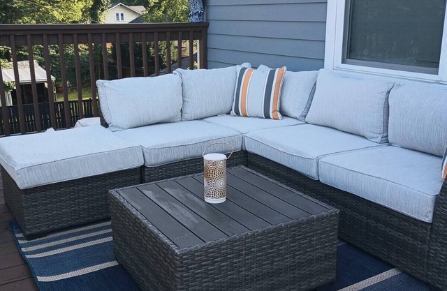 3-bedroom house in brilliant Nashville Midterm rental only. Enjoy your stay