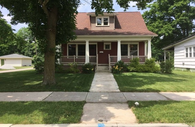3-Bedroom House, Short Walk to ND and Downtown