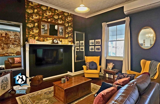 3 Bedroom Little Addis Cottage in Historic Kalgoorlie