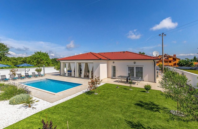 3 bedroom nice home in Kavran