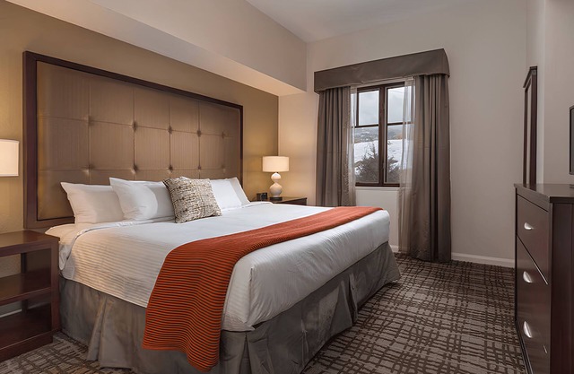 3-bedroom resort in Park City during Sundance Film Festival 2026. Ski & screen!