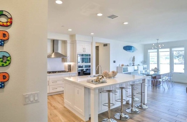 3 Bedroom Townhome 460891 by Houzlet