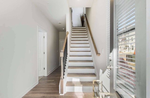 3-bedroom townhome in welcoming Hapeville with AC, WiFi
