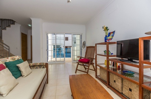 3 bedroom villa 2 minutes from the beach by ALGARVEMANTA (26V3)