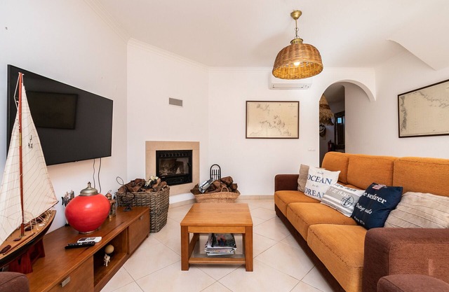 3 bedroom villa 50 metres from the beach with patio by AlgarveManta (15V3)