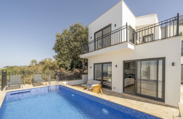 3 Bedroom Villa with Private Pool 10 minutes away from Yalikavak