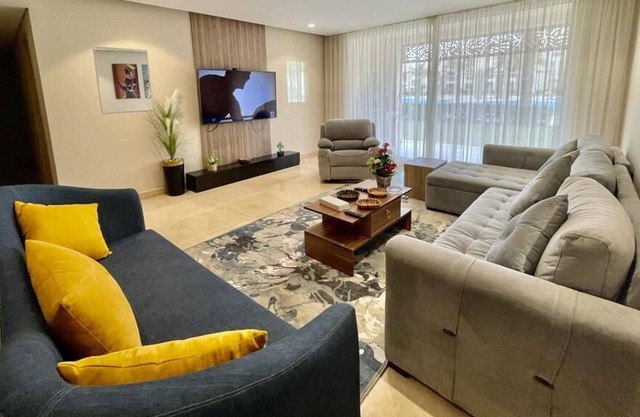 3 Bedrooms APT Ground Floor Pool view