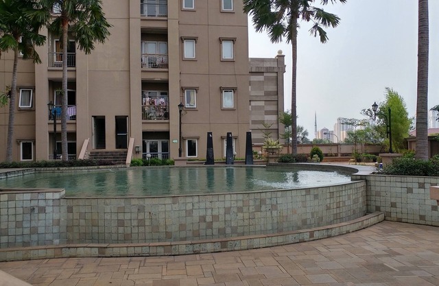 3 Bedrooms Apartment Grand Palace Kemayoran by Travelio