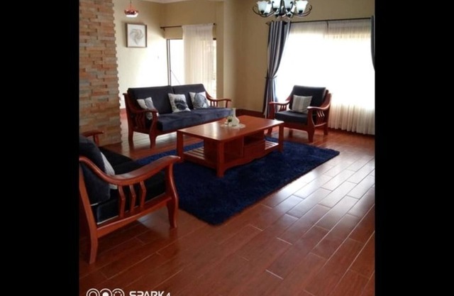 3 bedrooms exclusive house in Mass Media