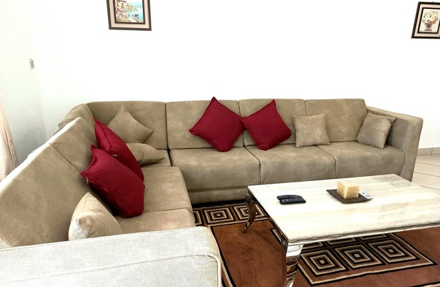 3 BR Apartment