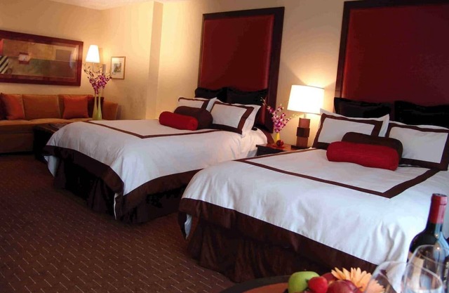 3 Comfortable Units w/Kitchen, Pet-friendly, Short Drive to Dupont Circle