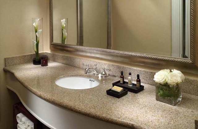 3 Connecting Suites at a 4⭐️ Hotel