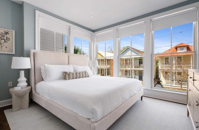 3 Luxury Houses w/Patios | 1 Block from King St