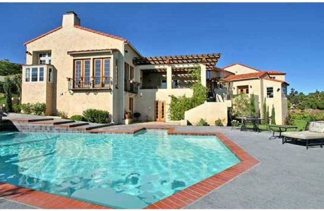 3 million Italian Villa Hacienda In Mt Helix With 360' of breathtaking views!