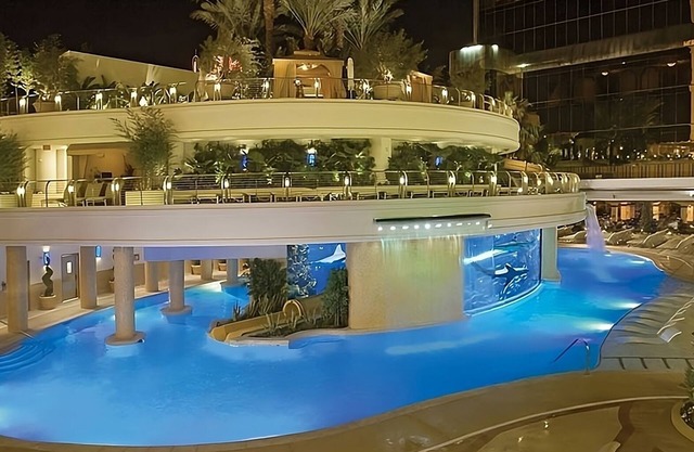 3 Modern Units Near Fremont Street Attractions! Pool, Night Entertainment
