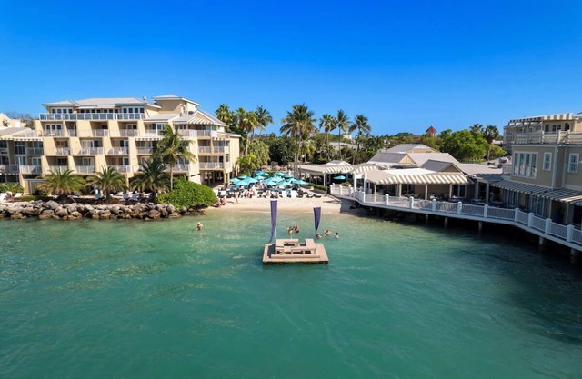 3 Oceanfront Two Queen, Pier House Resort, Beachfront Leisure, Key West Sunset