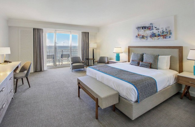 3 Pet-Friendly Units with Balcony! Oceanfront, Kitchenette, Outdoor Pool!