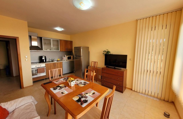 3-room new apartment, 5-min walk to 3 sandy beaches