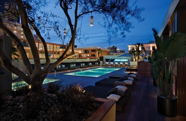 3 Studio 2 Queen Beds at Hard Rock Hotel San Diego, Rooftop Pool!
