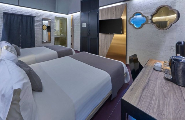 3 Stylish Rooms in 19th-Century Building Near Historic Attractions and Museums