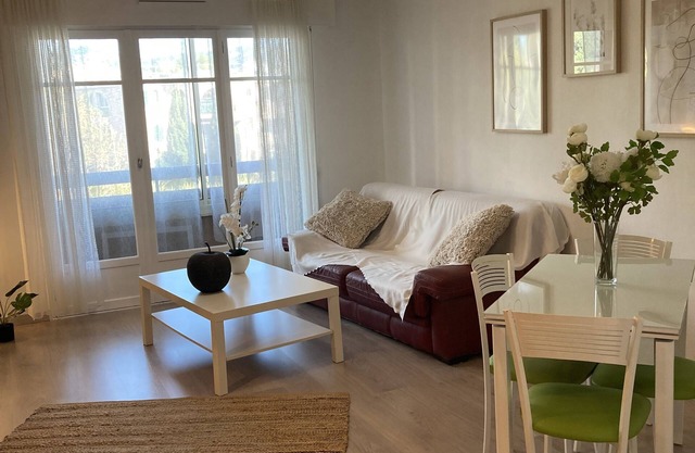 3* T3 apartment with parking near town center