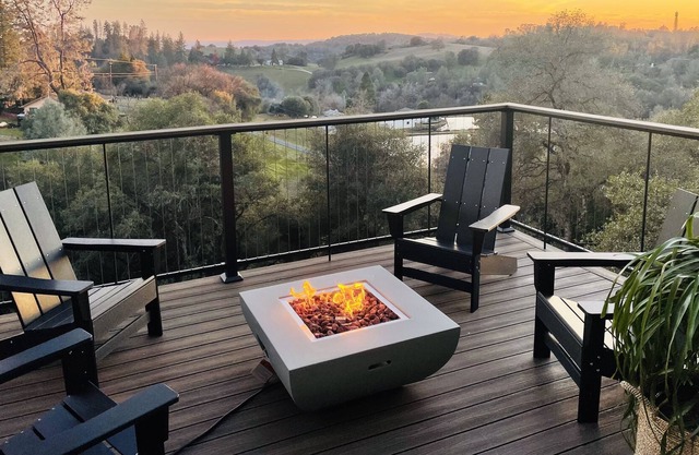 30 day plus rental in Gorgeous remodeled country house-10min to American river