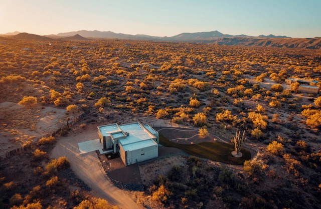 30 ft Saguaro Retreat -Unique Stargazing+ Desert Mountain Viewsn