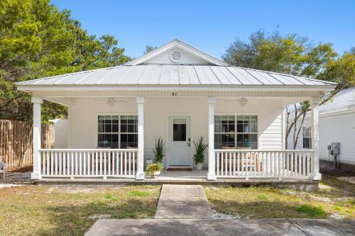 30A Beach House - Coconut Cottage by Panhandle Getaways